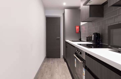Bradford Apartment | Cosy City Apartment - Your Home in Bradford!