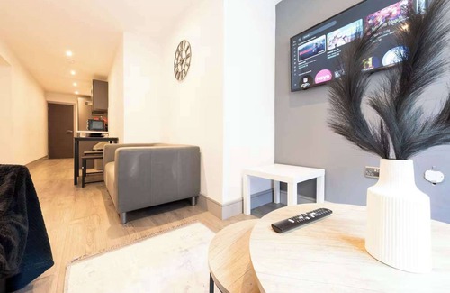 Bradford Apartment | Cosy City Apartment - Your Home in Bradford!
