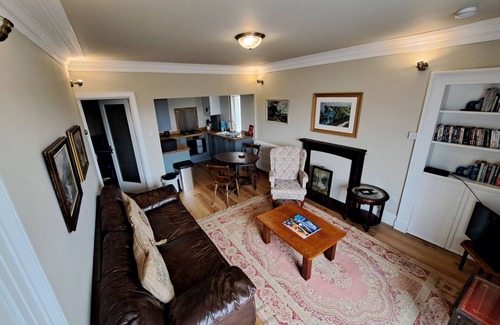 Inverness City Centre Apartment | Cosy City Centre Apartment next to the River Ness