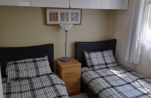 Bucks Cross Ski Chalet | Cosy Cora's Chalet, Stunning Seas View From Sunrise to Sunset