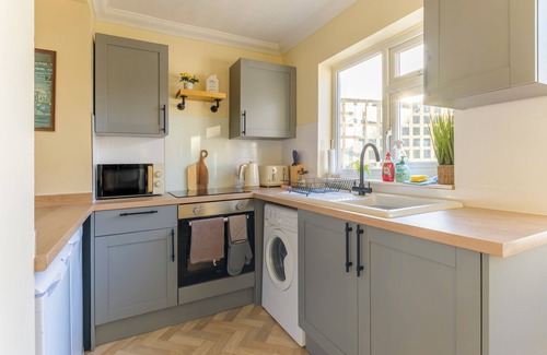 St. Dennis House | Cosy cottage, conveniently located in the heart of Cornwall, perfect family base
