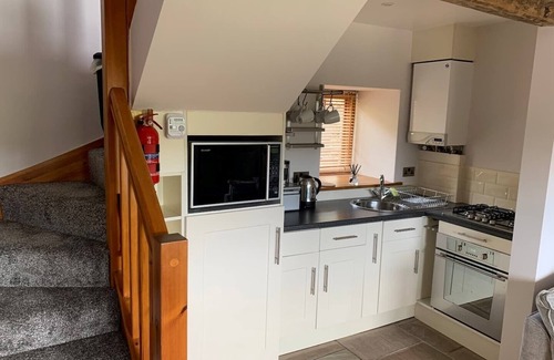 Oxenhope Cottage | Cosy cottage for two with secure parking and EV charging