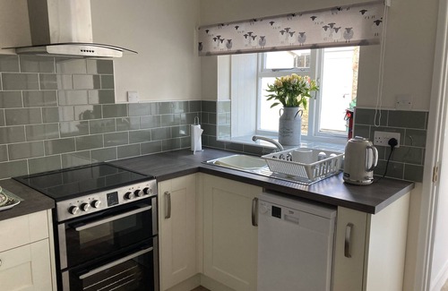 Axminster Cottage | Cosy Cottage in East Devon - parking onsite. Beaches and countryside close by.