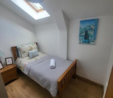 Honiton House | Cosy cottage with private hot tub in east devon