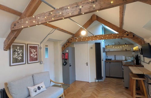 Woolfardisworthy Cottage | Cosy Cottage, Woolsery, Pet Friendly