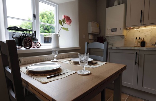 Chipping Norton Cottage | Cosy dog friendly cottage in the heart of Chipping Norton.