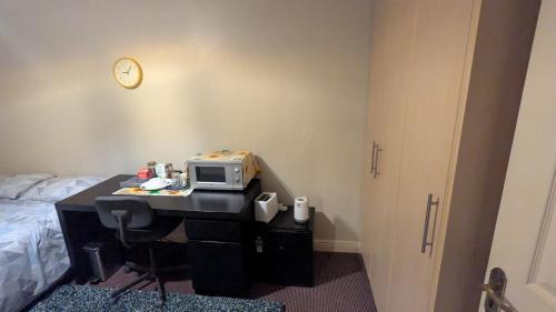 Swords House | Cosy Double Private Room Near Dublin Airport