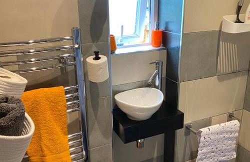 Crafthole House | Cosy double room in a seaside cottage