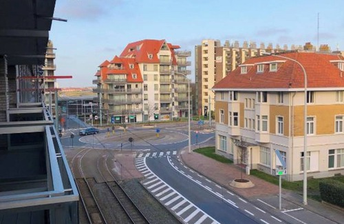 Nieuwpoort-aan-Zee Apartment | Cosy Dune, trendy apartment with sunny terrace close to beach and shopping street