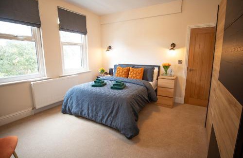 Eastbourne House | Cosy Ensuite Double Room