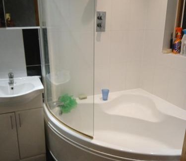 West Harrow House | Cosy Greener Private room