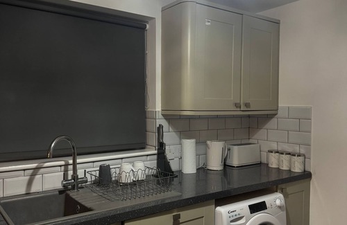Kettering House | Cosy home, perfect for work contractors and families found in Kettering.