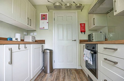 Milton Keynes House | 🌟Cosy House - Parking, Garden & Fast Wifi 🌟