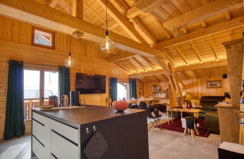 Notre-Dame-de-Bellecombe Apartment | Cosy Lodge Vorès 1350m