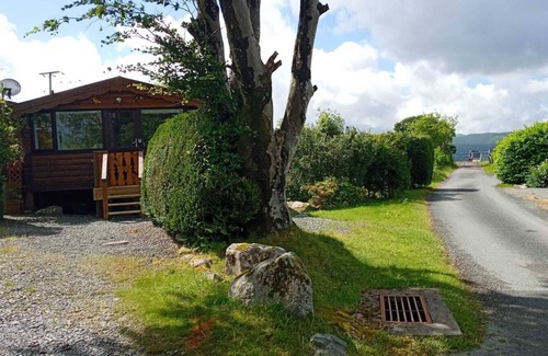 Bronaber Cabin | Cosy log cabin in Snowdonia with stunning views