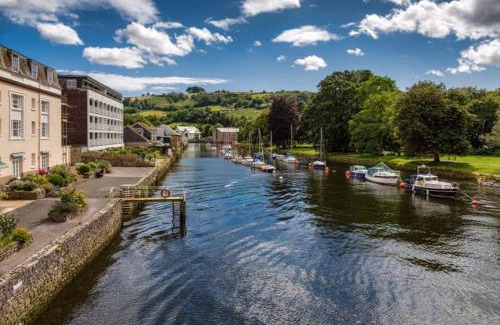 Totnes Apartment | Cosy, modern annexe in Totnes