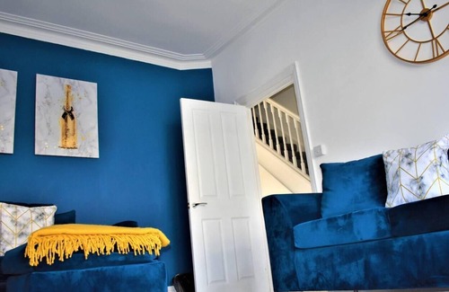 Westcliff-on-Sea House | COSY, MODERN HOUSE NEARBY SEAFRONT - SOUTHEND