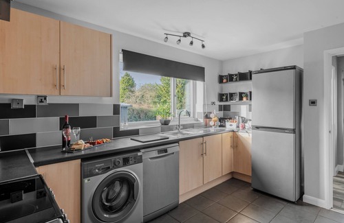 Wickham Market House | Cosy Retreat - Sleeps 5/3 bedrooms - Parking - Wifi - Garden - close to Sizewell