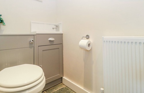 East Brent Cottage | COSY ROOK, family friendly, luxury holiday cottage in Rooks Bridge