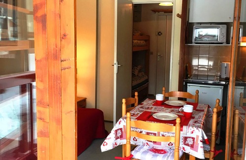 Les Contamines-Montjoie Apartment | Cosy Ski Studio in Hameau du Lay (Les Contamines)