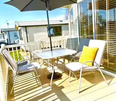Tattershall House | Cosy Shearwater Escape