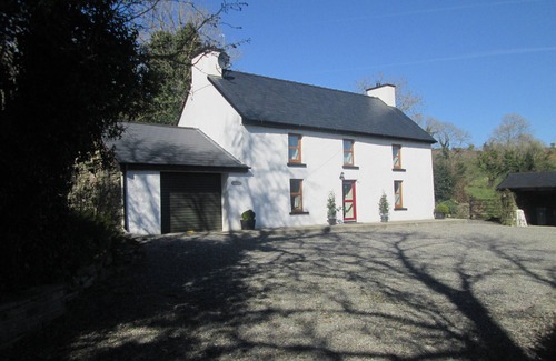 Ardnatrush Cottage | Cosy south facing sunny cottage Ballylickey, Bantry - on the Wild Atlantic Way