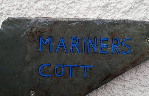Watchet Cottage | Cosy, spacious 2-Bed Cottage in Watchet, Somerset