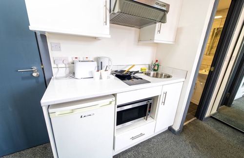 Selly Oak Apartment | Cosy Studio close to UOB!