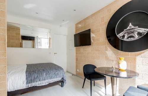 Levallois-Perret Apartment | COSY STUDIO LEVALLOIS SO OUEST v24