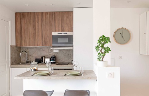 12th Arrondissement Apartment | Cosy studio with balcony - Mobility lease