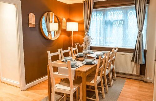 Tokyngton Apartment | Cosy Two Bed Free Parking Wembley