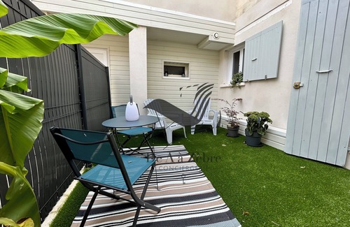Rochefort Apartment | Côté Cour - Located in the heart of the city + exterior