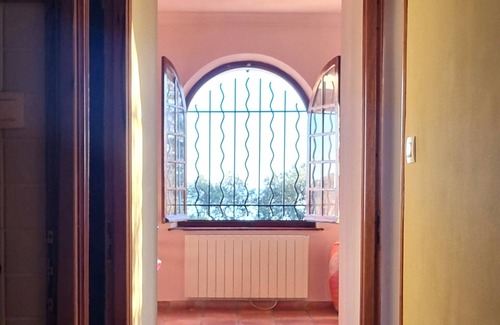 Rayol-Canadel-sur-Mer Villa | Côte d’Azur: Charming Holiday Home in Le Rayol with Breathtaking Views