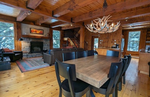 Lac Superieur Village Ski Chalet | Cote Nord Tremblant 4 beds, A/C, Spa, Pool, tennis, lake, beach, nCITQ 261424