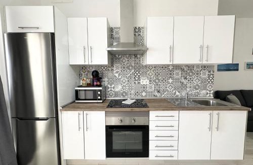 El Cotillo Apartment | Cotillo Luna en centro, 1 min de la playa, cocina completa y WIFI