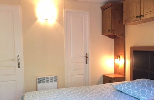 Saint-Privat-de-Champclos House | Cottage in a 5* Nature&Calm estate C06