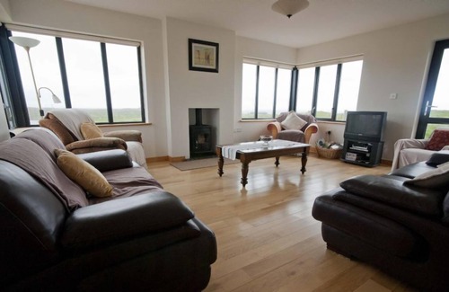 Leagun Cottage | Cottage 103 - Claddaghduff