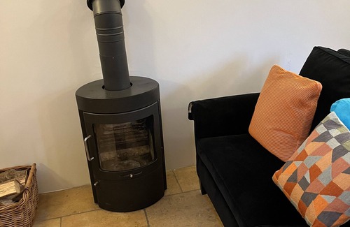 Witney Cottage | Cottage 3 - sleeps 2 guests in 1 bedroom