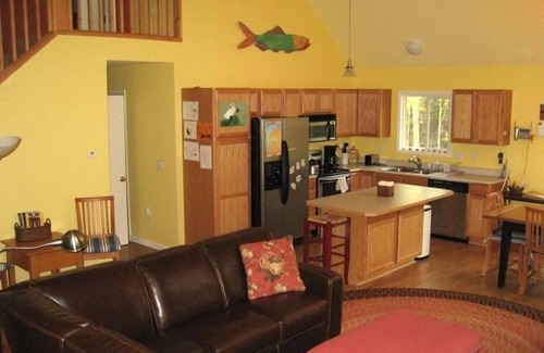 Good Hart Cottage | Cottage by the Lake 3BR/2BA Good Hart Cottage