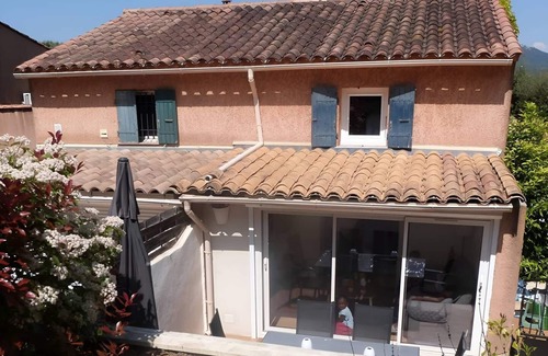 Gassin Apartment | Cottage for 5 people in an estate with a pool and tennis court in Gassin