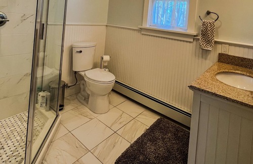Pipes Cove Cottage | Cottage Getaway, Family Friendly W/ Saltwater Heated Pool - Close To Everything