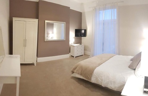 Portsmouth House | Cottage Grove Homestay rooms