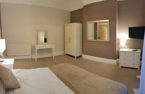 Portsmouth House | Cottage Grove Homestay rooms