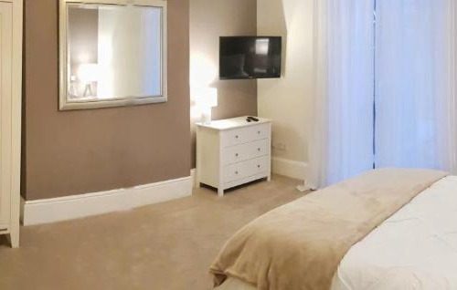 Portsmouth House | Cottage Grove Homestay rooms