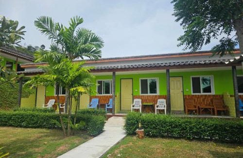 Ko Lanta House | Cottage Hill at Lanta