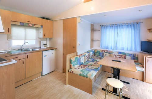Blanes Ski Chalet | Cottage in Camping Solmar with Terrace