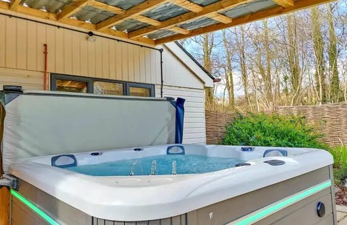 Liverton Cottage | Cottage in Devon with Pool & Countryside Views