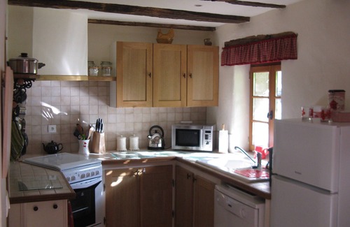 Meuzac Cottage | Cottage in hamlet of Chabrenas with use of swimming poolnOpen April to October