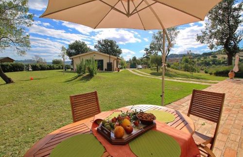 Montelabbate House | Cottage in Montelabbate with Pool, Garden, BBQ, Parking