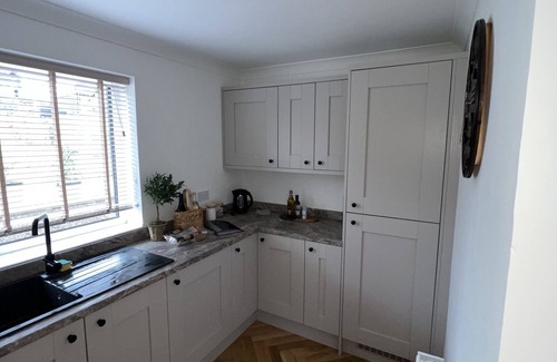 Pembroke House | Cottage in Pembroke, Close to Pembrokeshire Beaches